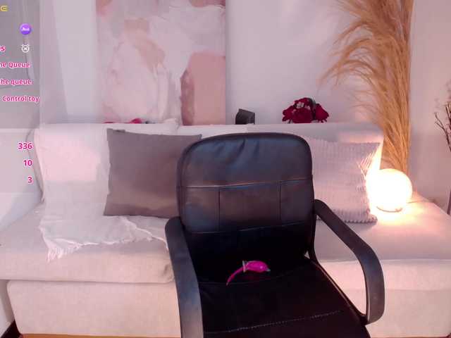 VictoriaLeia live cam on BongaCams