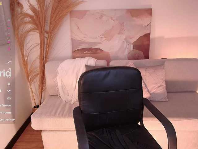 VictoriaLeia live cam on BongaCams
