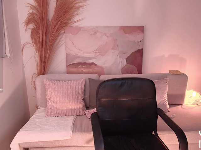VictoriaLeia live cam on BongaCams