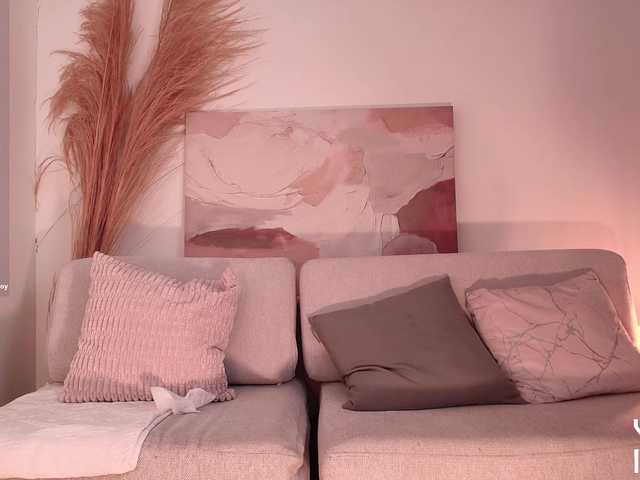 VictoriaLeia live cam on BongaCams