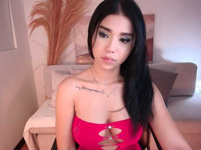 VictoriaLeia live cam on BongaCams