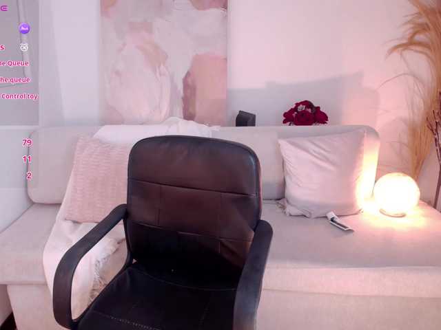 VictoriaLeia live cam on BongaCams