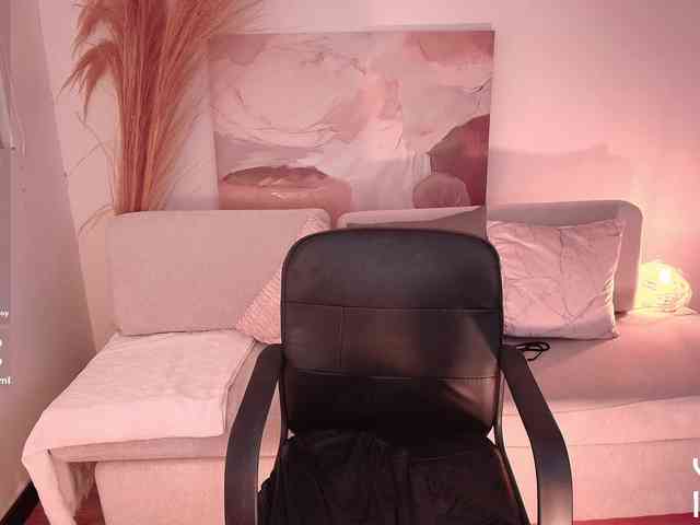 VictoriaLeia webcam