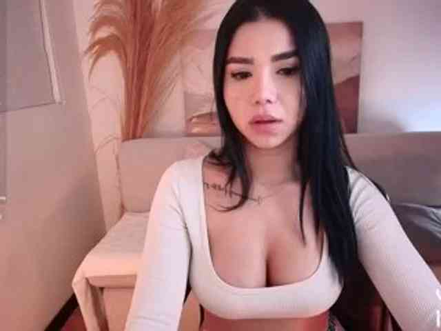 VictoriaLeia webcam