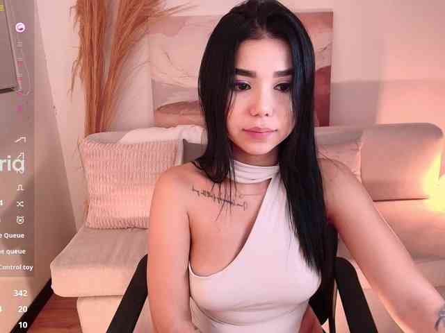 VictoriaLeia webcam