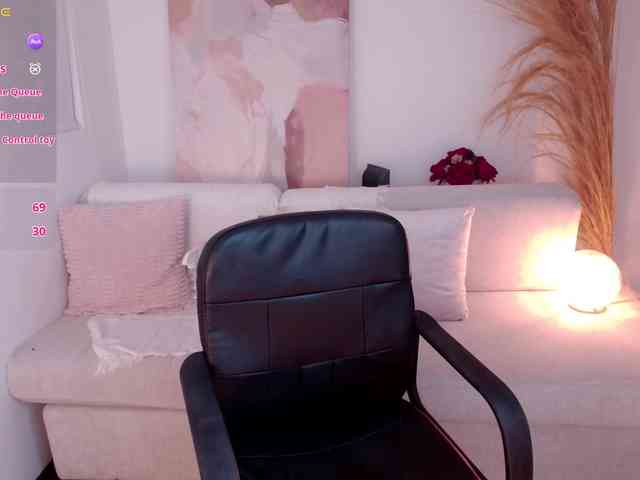 VictoriaLeia webcam