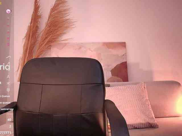 VictoriaLeia webcam