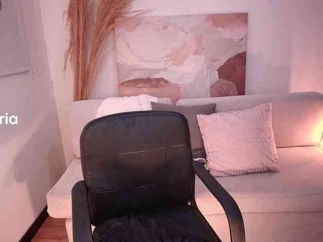 VictoriaLeia webcam