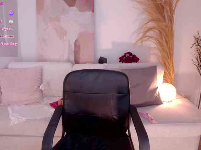 VictoriaLeia webcam