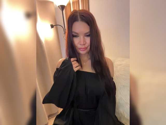 Elisandria live cam on BongaCams