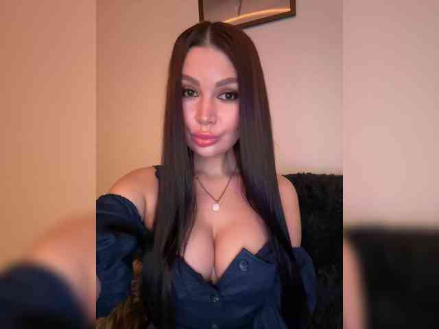 Elisandria bongacams