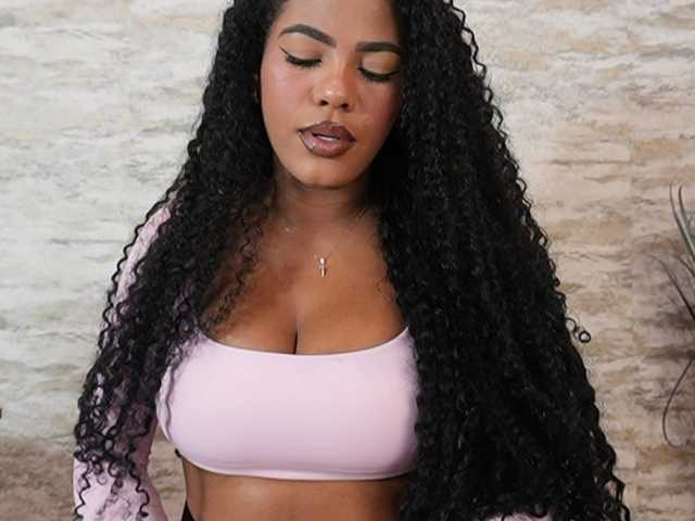 Nahomixjones live cam on BongaCams