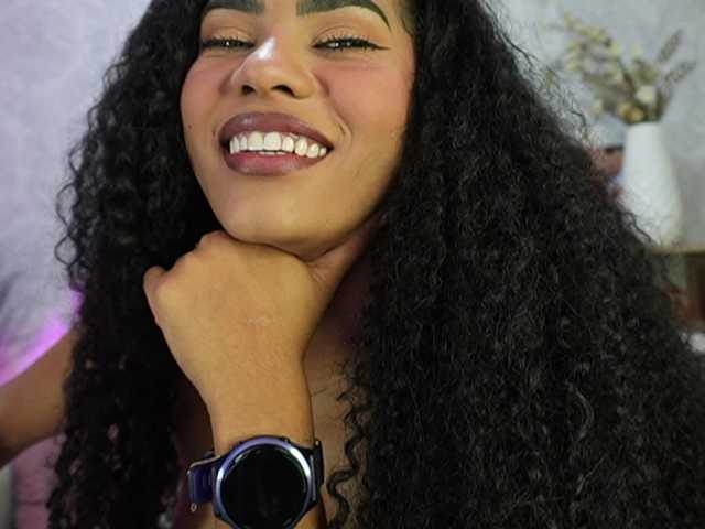 Nahomixjones's BongaCams show and profile