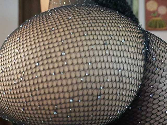 Nahomixjones live cam on BongaCams