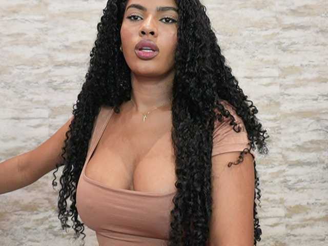 Nahomixjones live cam