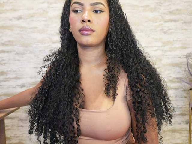 Nahomixjones live cam on BongaCams