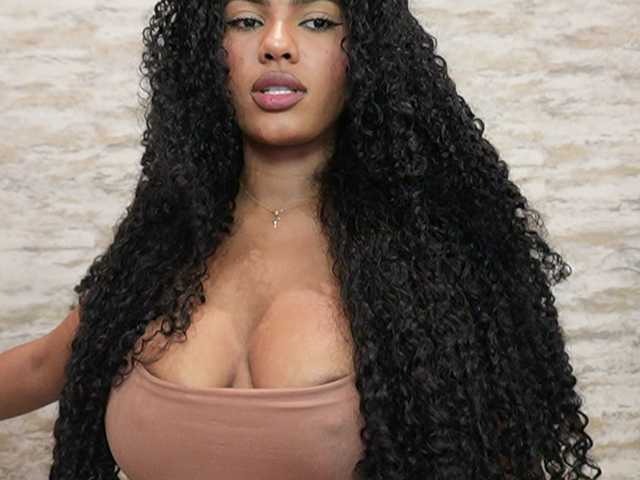 Nahomixjones live cam