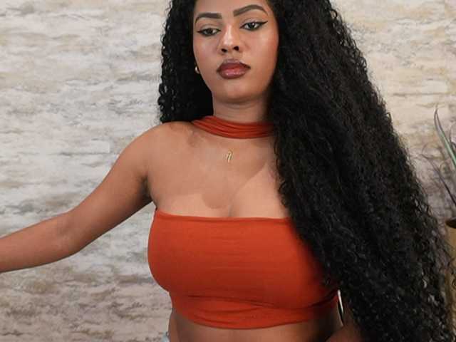 Nahomixjones live cam on BongaCams