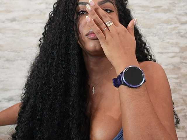 Nahomixjones live cam on BongaCams