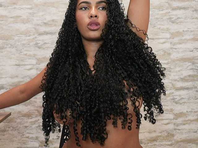 Nahomixjones live cam on BongaCams