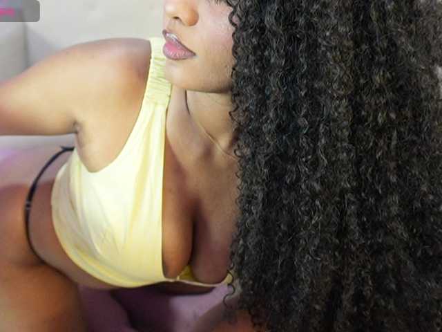 Nahomixjones's BongaCams show and profile