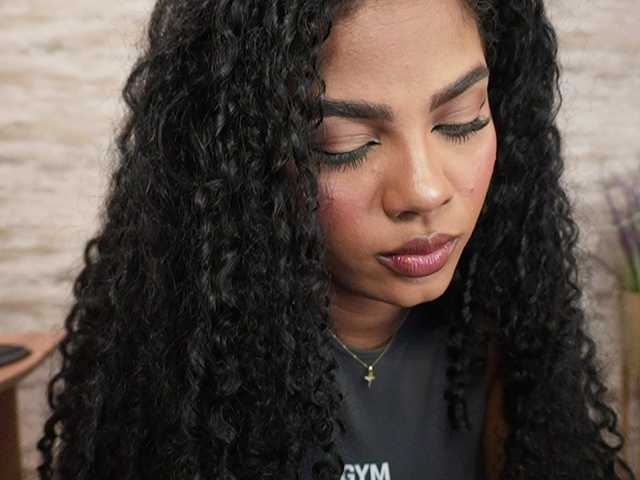 Nahomixjones live cam on BongaCams