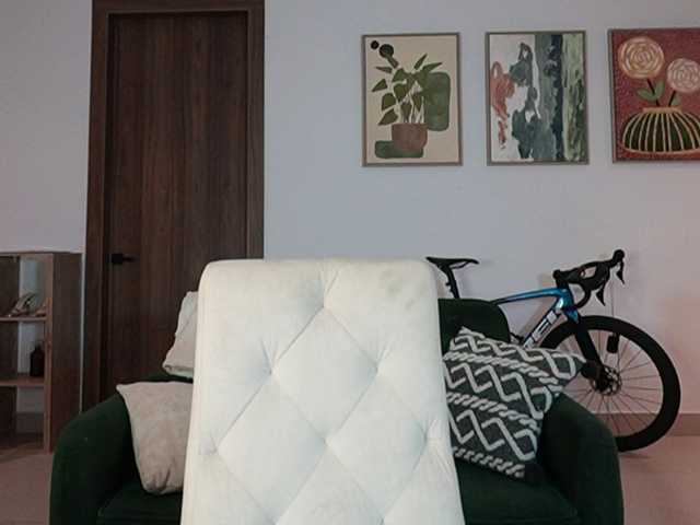 Nahomixjones live cam on BongaCams