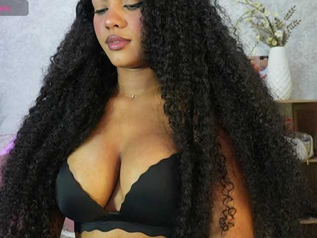 Nahomixjones's BongaCams show and profile