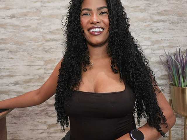 Nahomixjones live cam on BongaCams
