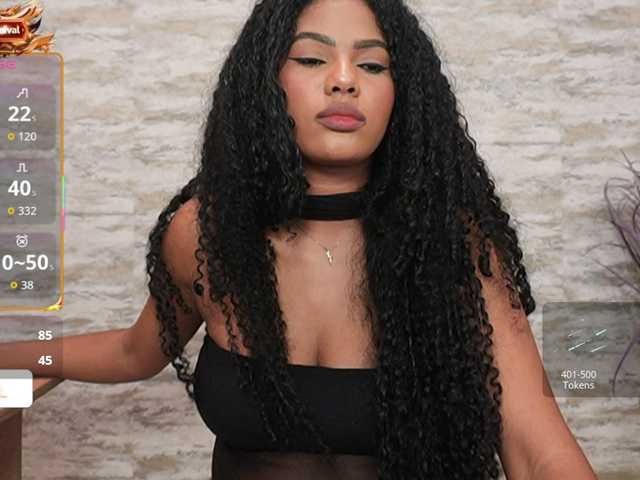 Nahomixjones live cam on BongaCams