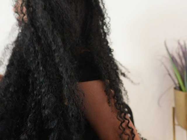 Nahomixjones live cam on UnifiedCams