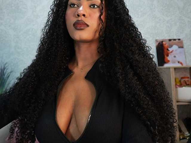 Nahomixjones's BongaCams show and profile