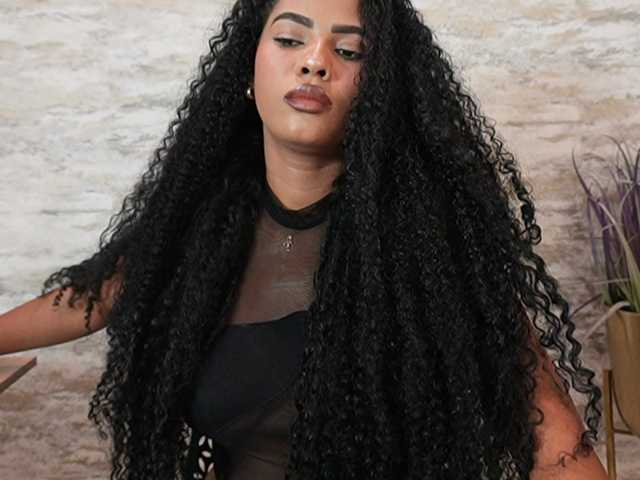 Nahomixjones live cam on BongaCams