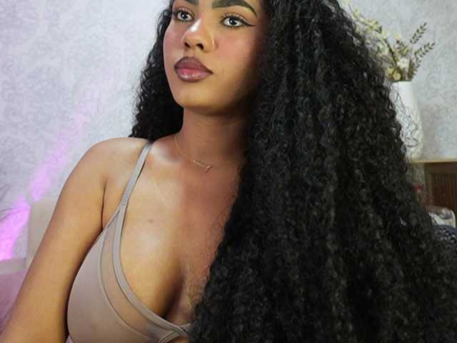 Nahomixjones's BongaCams show and profile