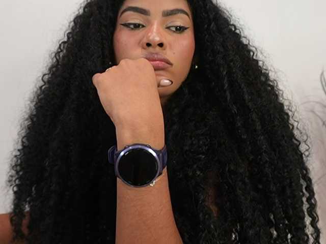 Nahomixjones live cam on BongaCams