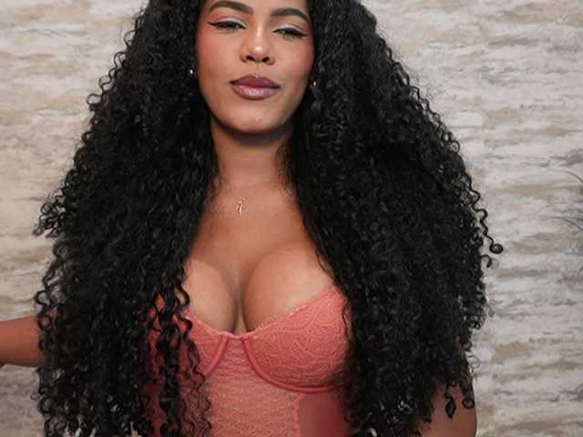 Nahomixjones live cam on BongaCams