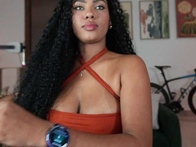 Nahomixjones live cam on BongaCams