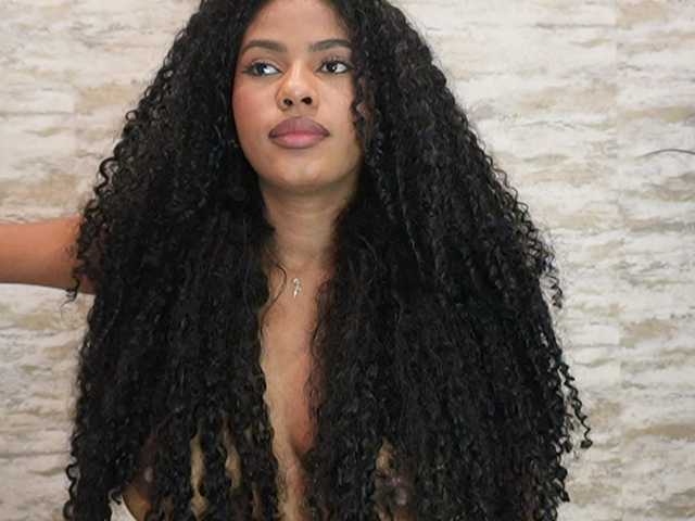 Nahomixjones live cam on BongaCams