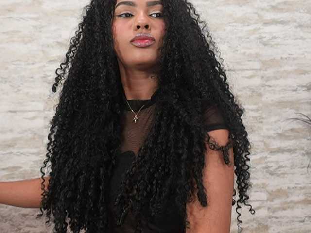 Nahomixjones live cam on BongaCams