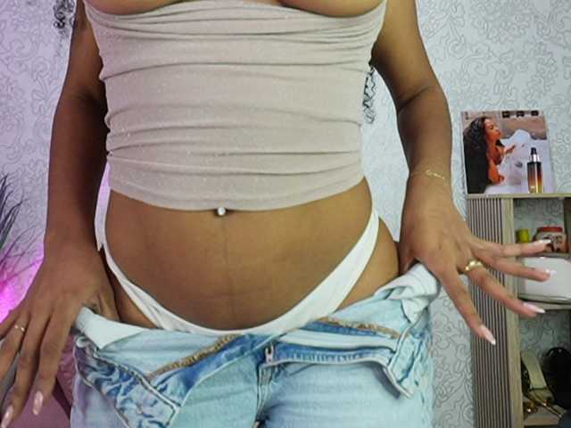 Nahomixjones's BongaCams show and profile