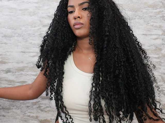 Nahomixjones live cam on BongaCams