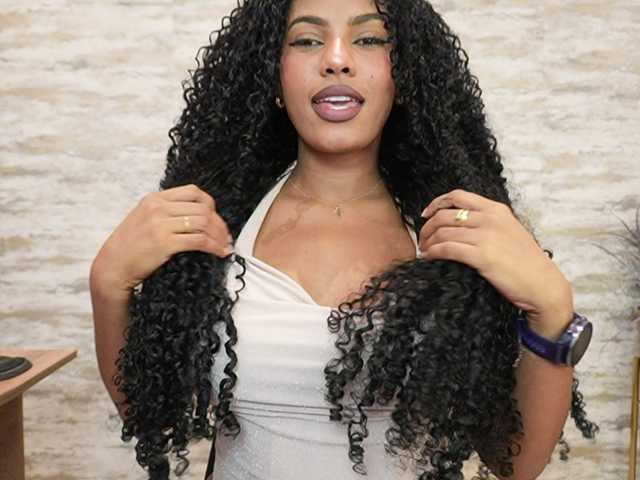 Nahomixjones live cam on BongaCams