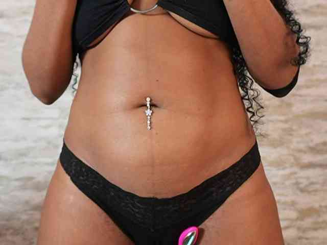 Nahomixjones webcam