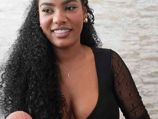Nahomixjones webcam