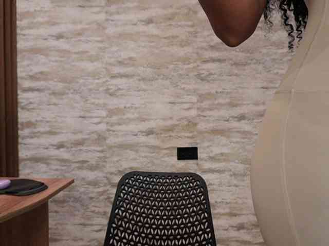 Nahomixjones webcam