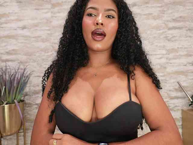 Nahomixjones webcam