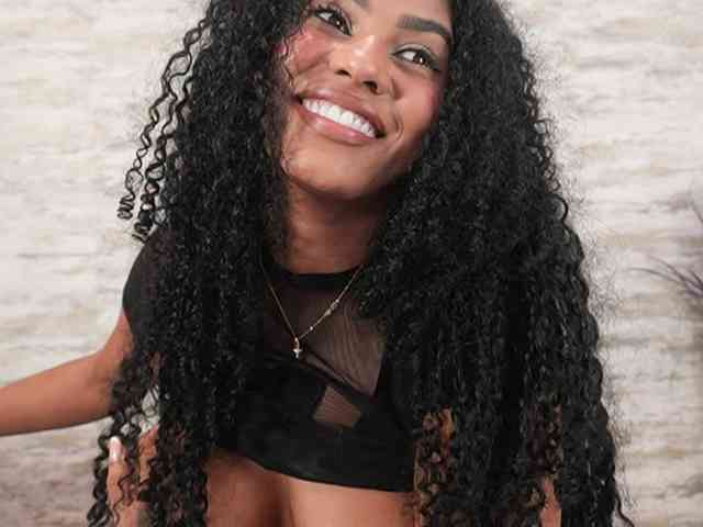 Nahomixjones webcam