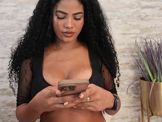 Nahomixjones webcam