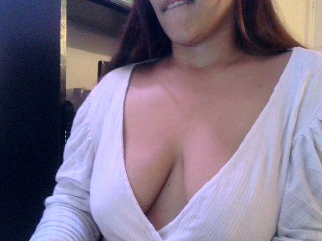 Sofiabrunni — live female cam