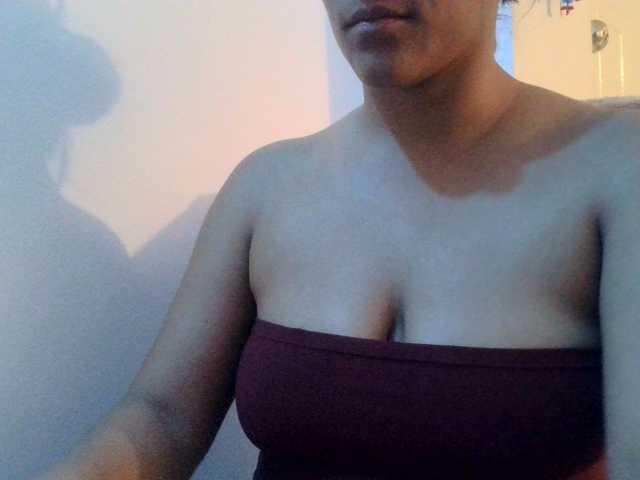 Sofiabrunni live cam on BongaCams